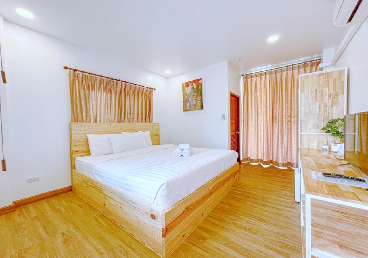 Bloom Guesthouse Chiang Mai Esterno foto
